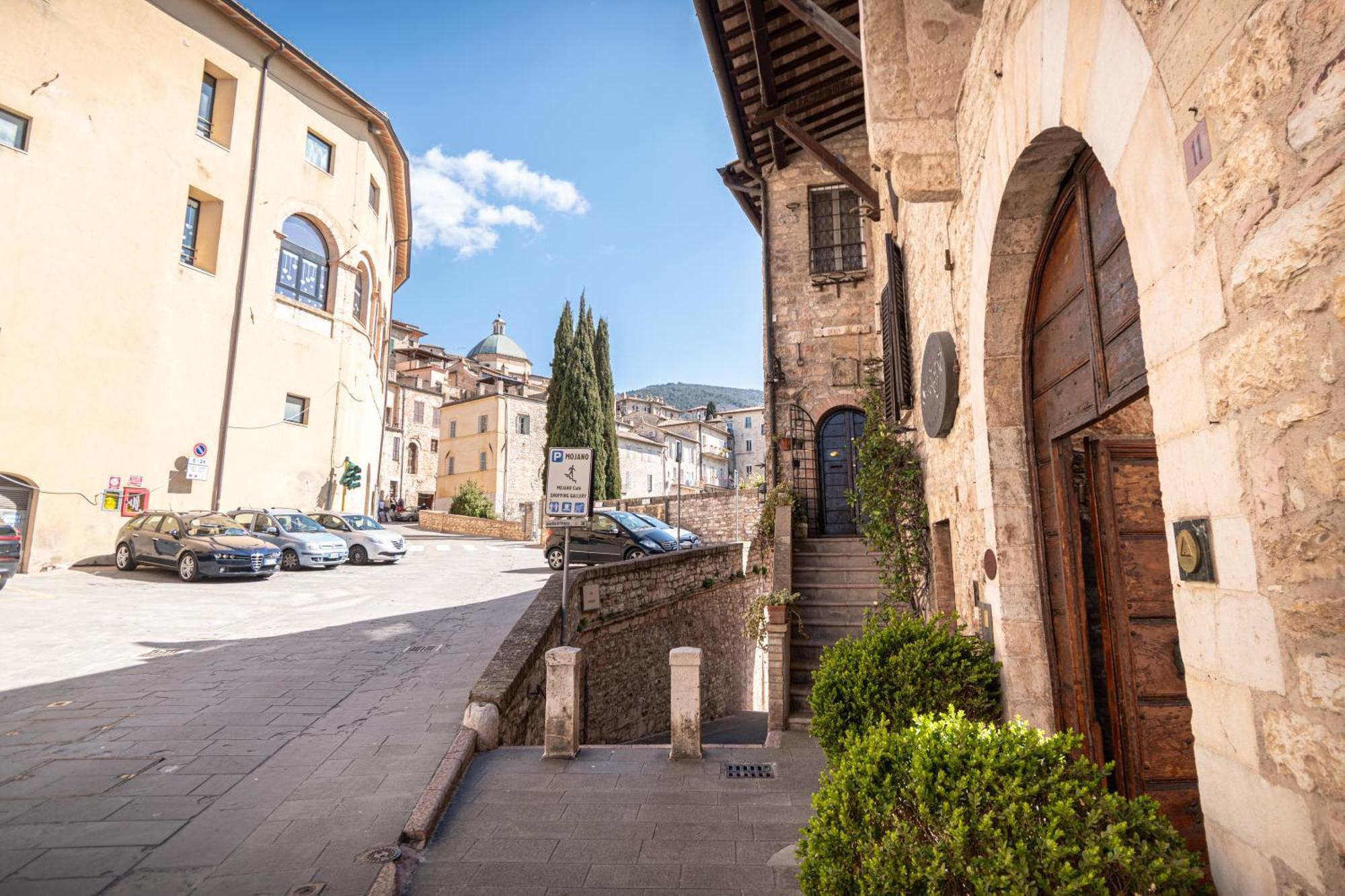 الشقق الفندقية أسيسيفي  Residenza D'Epoca San Crispino المظهر الخارجي الصورة