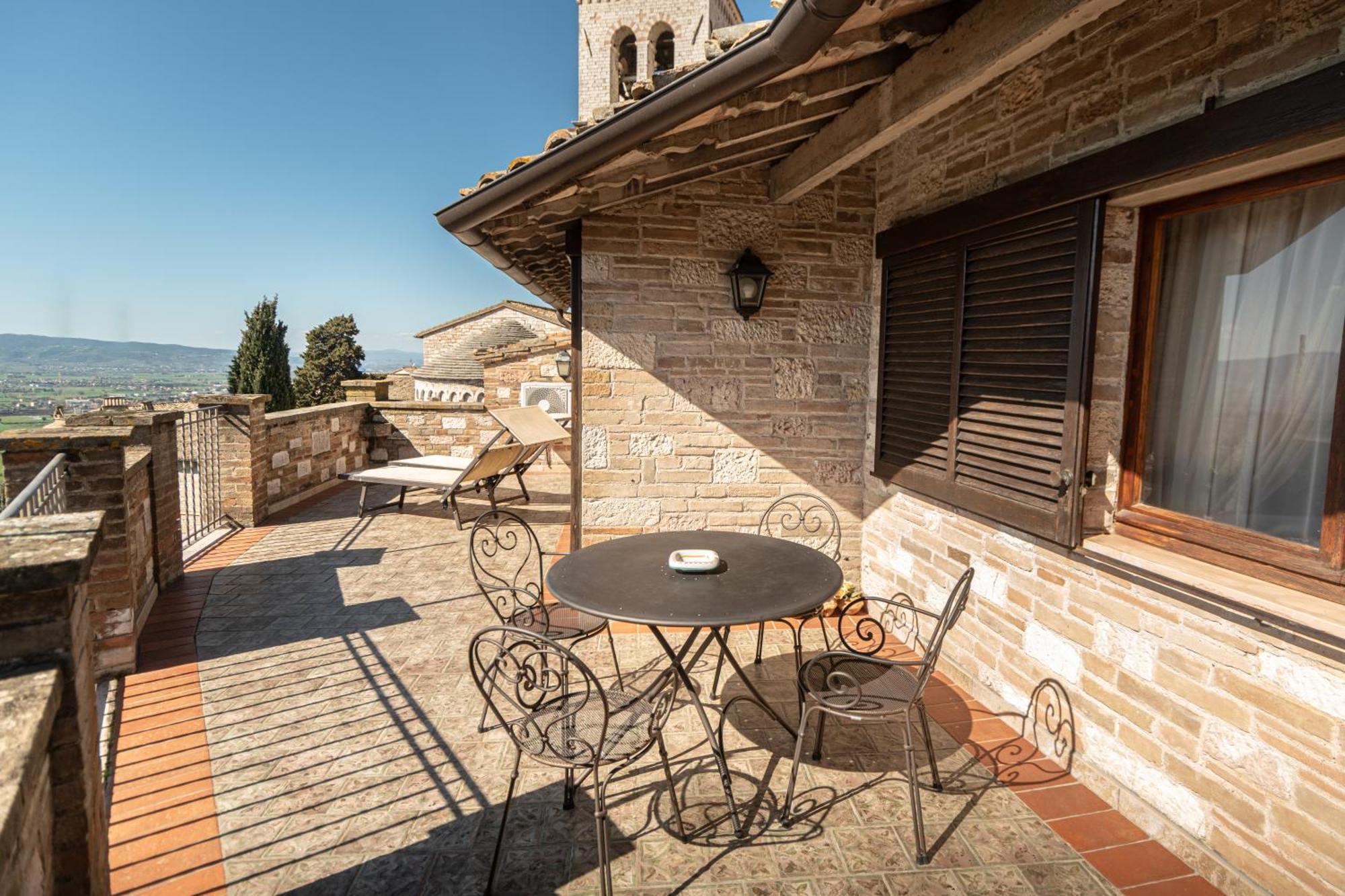 الشقق الفندقية أسيسيفي  Residenza D'Epoca San Crispino المظهر الخارجي الصورة